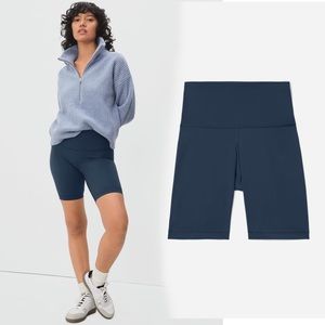Everlane The Perform Bike Short